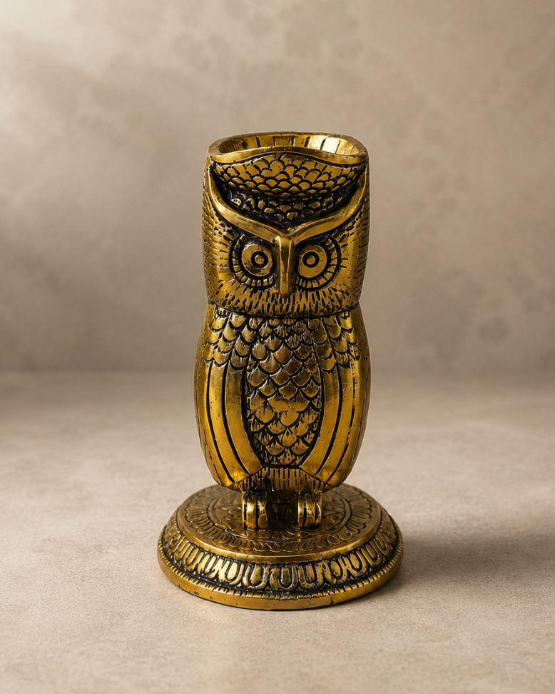 Owl Pen Stand